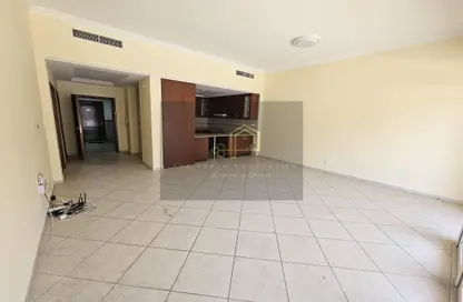شقة - غرفة نوم - 2 حمامات للايجار في كورت يارد ريزيدينس 2 - ضاحية مرديف - مردف - دبي