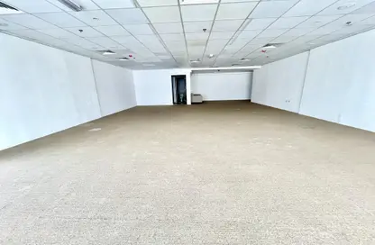 Office Space - Studio - 1 Bathroom for rent in The Regal Tower - Business Bay - Dubai