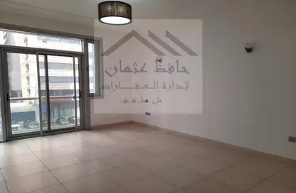 Apartment - 4 Bedrooms - 5 Bathrooms for rent in Corniche Road - Abu Dhabi