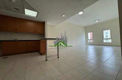 شقة - 2 غرف نوم - 3 حمامات للايجار في مبنى 108-137 - طراز حديث - ديسكفري غاردنز - دبي