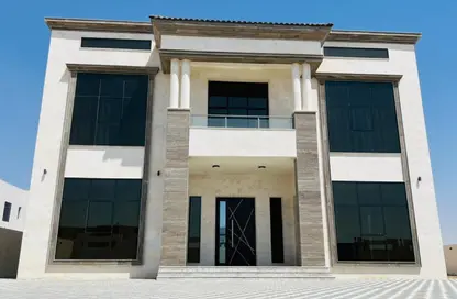 Villa - 5 Bedrooms - 6 Bathrooms for rent in Al Aweer 1 - Al Aweer - Dubai