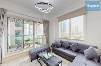 Living Room image for: Apartment - 1 Bedroom - 1 Bathroom for rent in Al Murjan Building - Dubai Marina - Dubai, Image 1