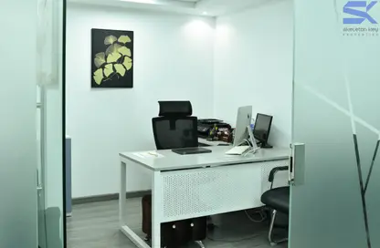 Business Centre - Studio - 2 Bathrooms for rent in Latifa Tower - Sheikh Zayed Road - Dubai