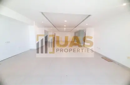 Apartment - 1 Bedroom - 2 Bathrooms for rent in Blue Tower - Sheikh Zayed Road - Dubai