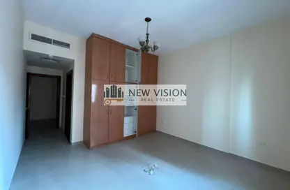 شقة - غرفة نوم - 1 حمام للايجار في شارع التعاون الجديد - التعاون - الشارقة
