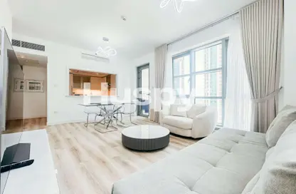 Apartment - 1 Bedroom - 1 Bathroom for rent in Standpoint Tower 1 - Standpoint Towers - Downtown Dubai - Dubai