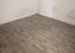 Empty Room image for: Apartment - 1 bedroom - 1 bathroom for rent in Al Qulaya'ah - Al Sharq - Sharjah, Image 1