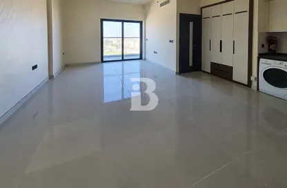 Empty Room image for: Apartment - 1 Bathroom for sale in Lawnz by Danube Block 1 - Lawnz by Danube - International City - Dubai, Image 1