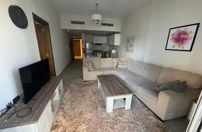 شقة - غرفة نوم - 2 حمامات للايجار في دون ريزيدنسي - ديستريكت 17 - قرية الجميرا سركل - دبي