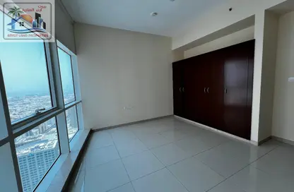 Apartment - 3 Bedrooms - 3 Bathrooms for rent in Al Khan Lagoon Tower - Al Khan Lagoon - Al Khan - Sharjah