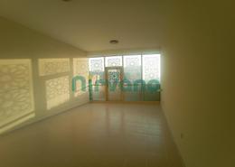 Empty Room image for: Apartment - 1 bedroom - 2 bathrooms for rent in The Gardens Buildings - The Gardens - Dubai, Image 1