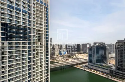 شقة - غرفة نوم - 2 حمامات للبيع في داماك مايسون برايف - الخليج التجاري - دبي