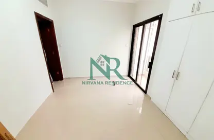 Apartment - 1 Bedroom - 1 Bathroom for rent in Farha Tower - Tourist Club Area - Abu Dhabi
