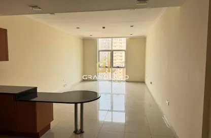 Apartment - 1 Bathroom for rent in Spring Oasis - Dubai Silicon Oasis - Dubai