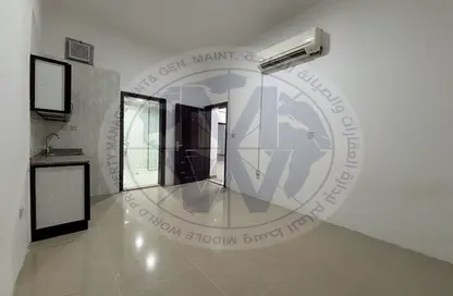 Villa - Studio - 1 Bathroom for rent in Muroor Area - Abu Dhabi