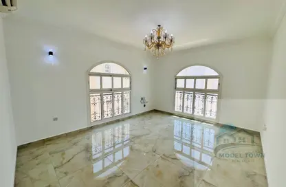 Apartment - Studio - 1 Bathroom for rent in Shakhbout City - Abu Dhabi