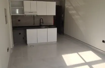 Apartment - Studio - 1 Bathroom for rent in Al Zahia - Muwaileh Commercial - Sharjah