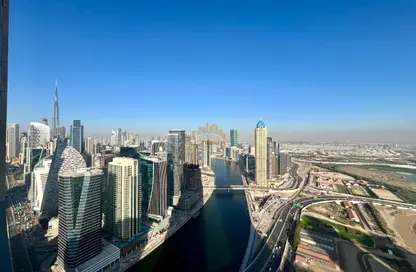 شقة - 2 غرف نوم - 3 حمامات للايجار في برج نورا - مدينة الحبتور - الخليج التجاري - دبي