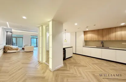 Apartment - 2 Bedrooms - 4 Bathrooms for sale in Al Tamr - Shoreline Apartments - Palm Jumeirah - Dubai