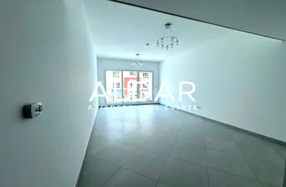 Apartment - 1 Bedroom - 2 Bathrooms for rent in Saleh Bin Lahej Building Block B - Saleh Bin Lahej Building - Jumeirah Village Circle - Dubai