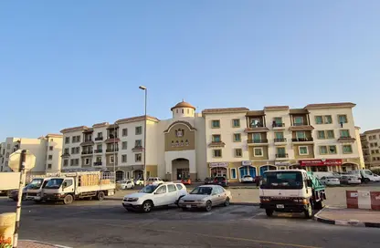Shop - Studio - 1 Bathroom for rent in L13 - Greece Cluster - International City - Dubai
