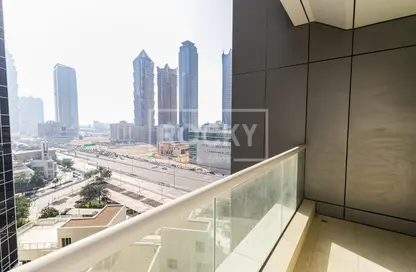 شقة - 1 حمام للايجار في B برج - الأبراج الإدارية - الخليج التجاري - دبي