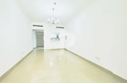 Apartment - 2 Bedrooms - 2 Bathrooms for rent in Plaza Residences 1 - Plaza Residences - Jumeirah Village Circle - Dubai