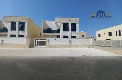 Villa - 5 Bedrooms - 7 Bathrooms for sale in Al Yasmeen 1 - Al Yasmeen - Ajman