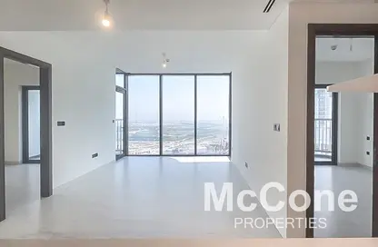 شقة - 2 غرف نوم - 3 حمامات للايجار في برج The Crest A - ذا كريست - صبحا هارتلاند - مدينة الشيخ محمد بن راشد - دبي