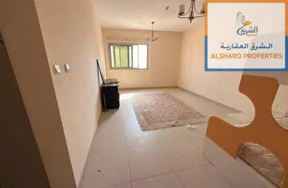 شقة - غرفة نوم - 2 حمامات للايجار في مساكن كورنيش عجمان - طريق كورنيش عجمان - عجمان