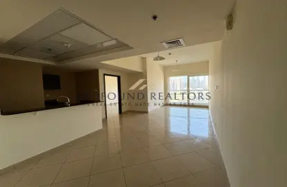 Empty Room image for: Apartment - 1 Bedroom - 2 Bathrooms for rent in Concorde Tower - Lake Almas East - Jumeirah Lake Towers - Dubai, Image 1