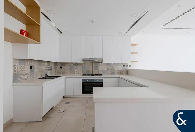 15551003 - Property Image 3