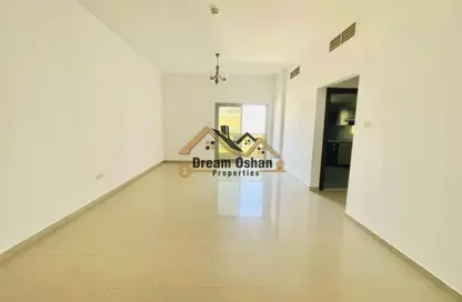 Apartment - 2 Bedrooms - 3 Bathrooms for rent in Al Khair Building - Dubai Silicon Oasis - Dubai