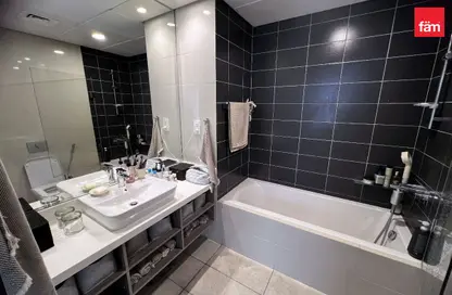 شقة - غرفة نوم - 2 حمامات للبيع في حياتي رزدنسز - منطقة 14 - قرية الجميرا سركل - دبي