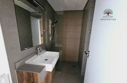 Bathroom image for: Apartment - 1 Bathroom for rent in Al Mamsha - Muwaileh - Sharjah, Image 1