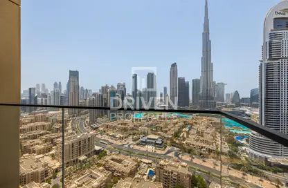 Apartment - 2 Bedrooms - 2 Bathrooms for rent in Burj Royale - Downtown Dubai - Dubai