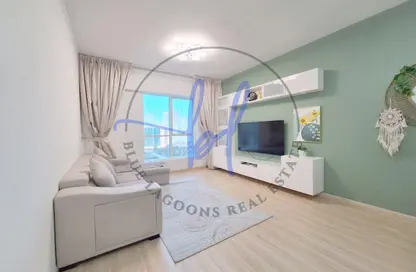 Apartment - 1 Bedroom - 2 Bathrooms for sale in Sulafa Tower - Dubai Marina - Dubai