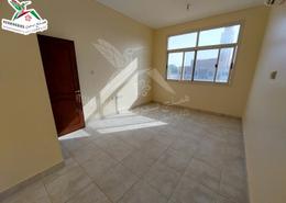 Apartment - 2 bedrooms - 2 bathrooms for rent in Al Dafeinah - Asharej - Al Ain