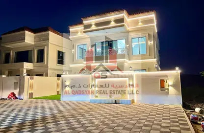 فيلا - 5 غرف نوم - 7 حمامات للبيع في الزاهية جاردنز - الزاهية - عجمان