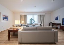 Living Room image for: Hotel and Hotel Apartment - 4 bedrooms - 5 bathrooms for rent in Delta Hotels By Marriott Jumeirah Beach - Jumeirah Beach Residence - Dubai, Image 1