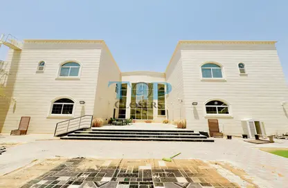 فيلا - 8 غرف نوم - 8 حمامات للايجار في الشعيبة - الروضة الشرقية - العين