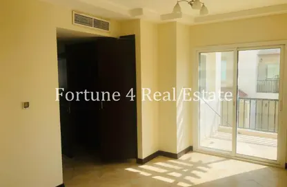 Villa - 3 Bedrooms - 1 Bathroom for rent in Sahara Meadows 2 - Sahara Meadows - Dubai Industrial City - Dubai