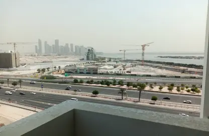 شقة - 2 غرف نوم - 2 حمامات للايجار في عزيزي فواد ريزيدنس - 2 مدينة دبي الطبية - الجداف - دبي