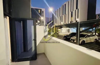 شقة - 1 حمام للايجار في ذا لينك - إيست فييليدج - الجادة - الشارقة