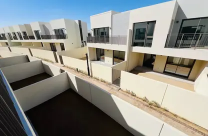 Villa - 4 Bedrooms - 5 Bathrooms for rent in Parkside 2 - EMAAR South - Dubai South (Dubai World Central) - Dubai