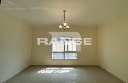 شقة - غرفة نوم - 2 حمامات للايجار في مبني صانرايز منخول - الرفاعة - بر دبي - دبي