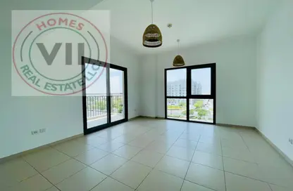Apartment - 3 Bedrooms - 4 Bathrooms for rent in Zahra Apartments 1B - Zahra Apartments - Town Square - Dubai