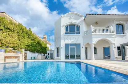 Villa - 5 Bedrooms - 6 Bathrooms for rent in Garden Homes Frond E - Garden Homes - Palm Jumeirah - Dubai
