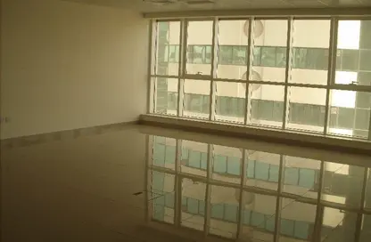 Empty Room image for: Office Space - Studio for rent in Al Salam Street - Abu Dhabi, Image 1