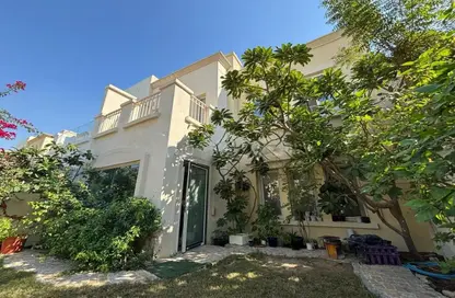 فيلا - 3 غرف نوم - 4 حمامات للايجار في الينابيع 10 - الينابيع - دبي